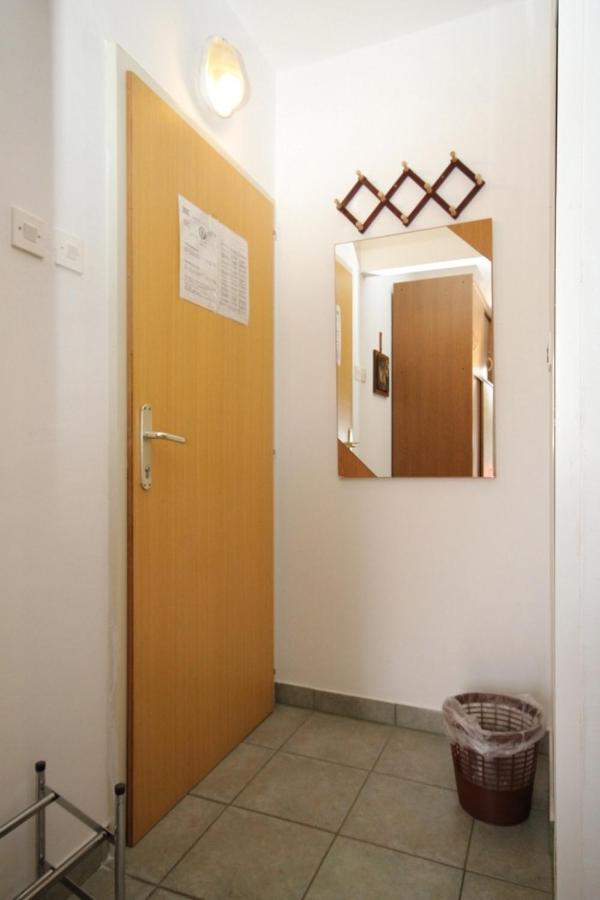 Double Room Mali Losinj 7953B Eksteriør billede