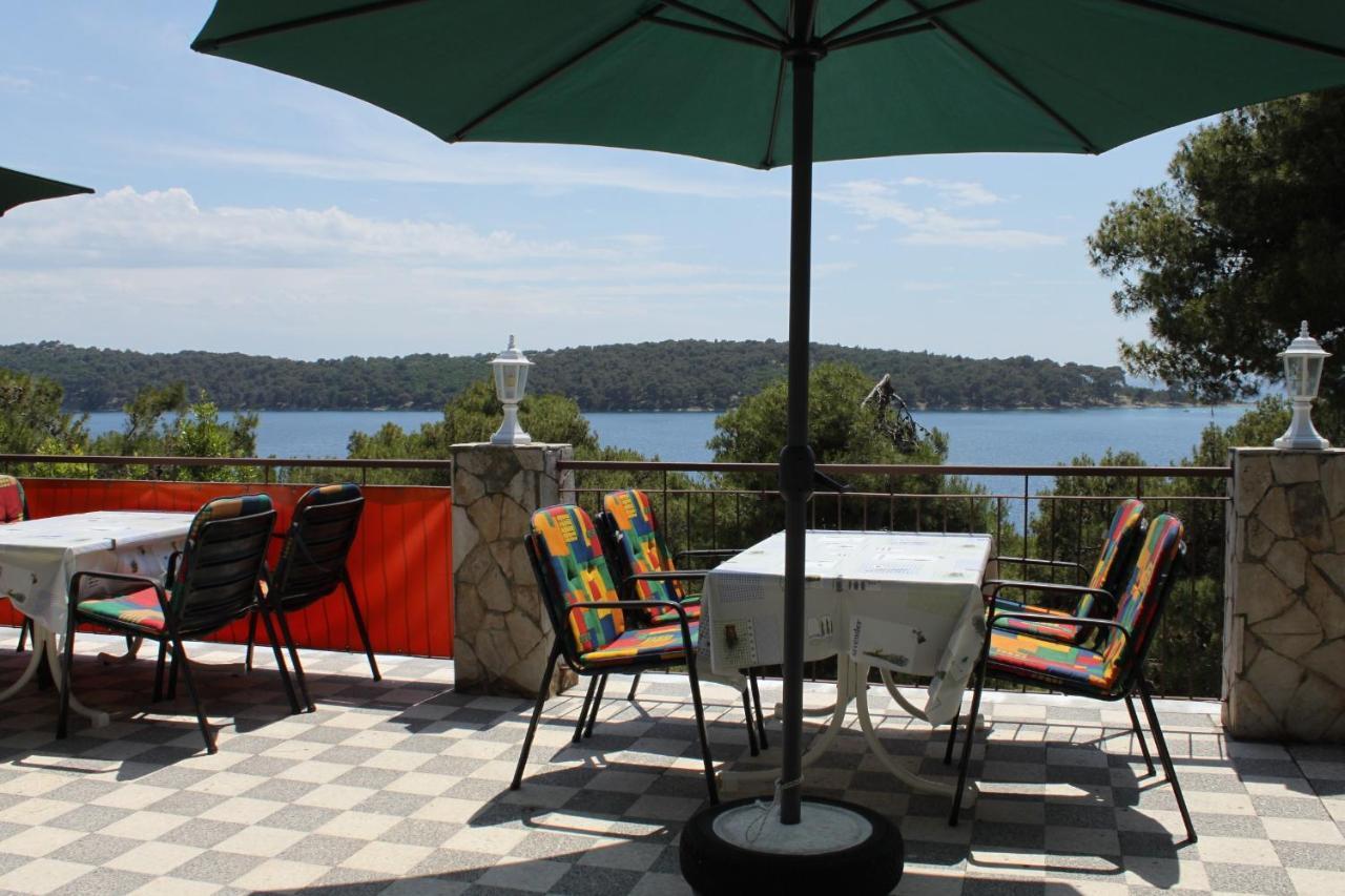 Double Room Mali Losinj 7953B Eksteriør billede